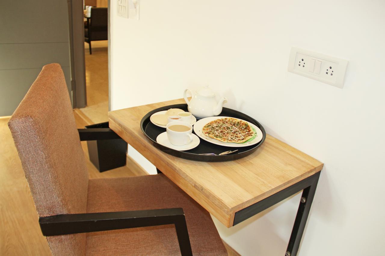 Oyo 13771 Executive Residency Hotel Pune Luaran gambar