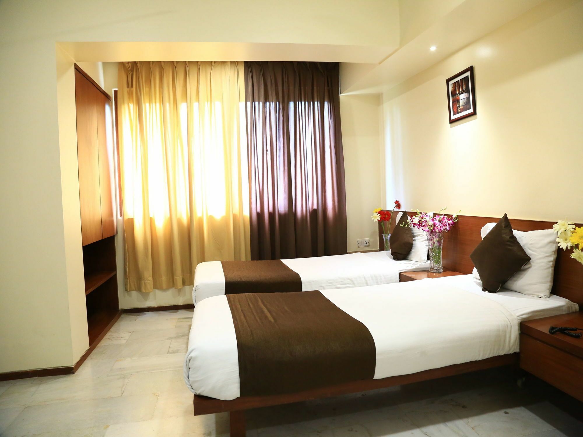 Oyo 13771 Executive Residency Hotel Pune Luaran gambar